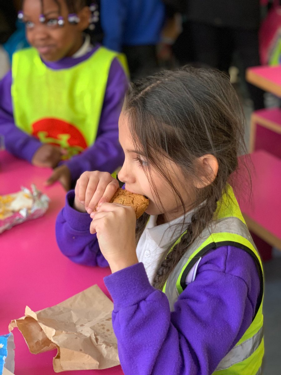HPA_Philip_Lane's tweet image. We love a healthy lunch on a trip! #hpapltrips #hpaplbarcelonaclass #hpaplhealthylunch