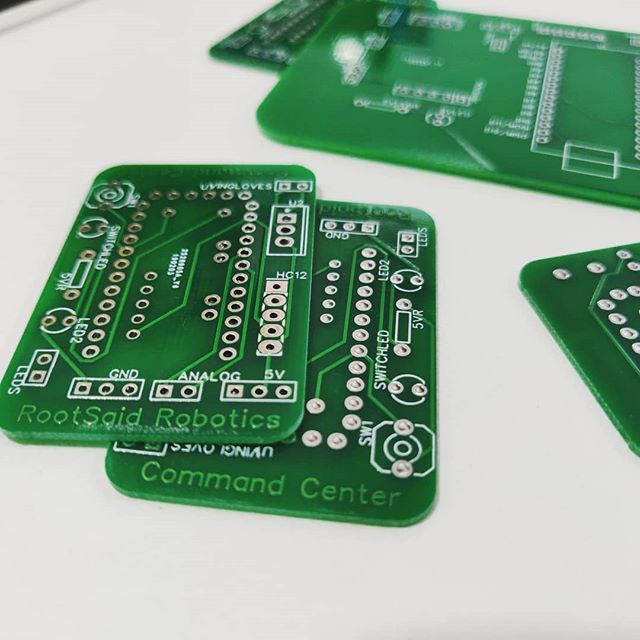 jithin_sanal's tweet image. New PCB Gesture controlled robot
#arduino #arduinoproject #arduinod18 #arduinouno #arduinotutorial #robot #robots #robotics #rccars #diy #diys #wifi #android #hacksterio #raspberrypi #raspberrypi3 #gesturecontrol #electronics #hobbyist #hobbyking #rchob… ift.tt/2NtkdMZ