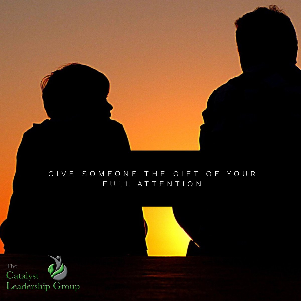 DrJasonBrooks's tweet photo. Give someone the gift of your full attention.
We often feel like we need to run so fast that there’s no time for deep meaningful connection. Take time today to invest in someone by listening deeply and see what a difference it makes. #LeaderTHRIVE https://t.co/VfhNg7no4V https://t.co/HtUxbuxpir