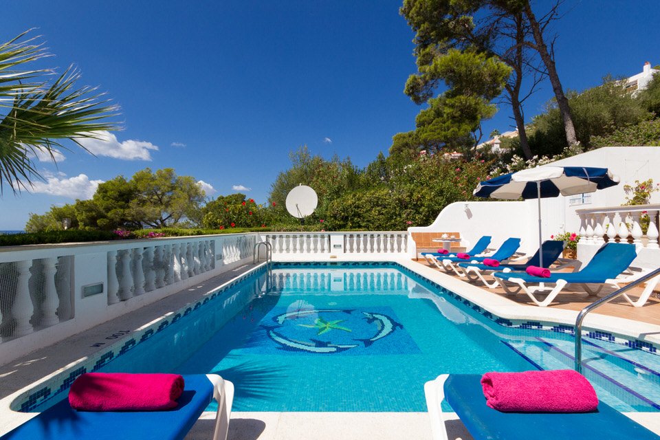 MenorcaVacation's tweet photo. Already getting ready for the #poolseason π. Which one is your favorite? β±πΉ
#Menorca #MenorcaVacations #MenorcaHolidays #MenorcaEveryDay #MenorcaAllYear #MenorcaViews https://t.co/09mFiTng3x