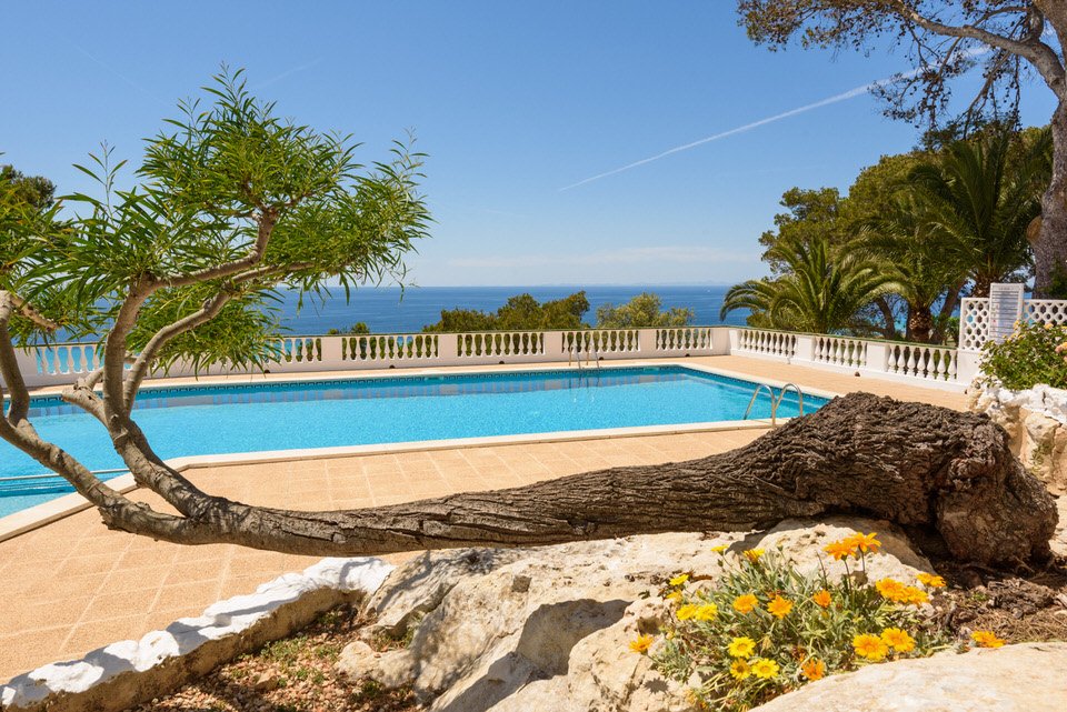 MenorcaVacation's tweet photo. Already getting ready for the #poolseason π. Which one is your favorite? β±πΉ
#Menorca #MenorcaVacations #MenorcaHolidays #MenorcaEveryDay #MenorcaAllYear #MenorcaViews https://t.co/09mFiTng3x