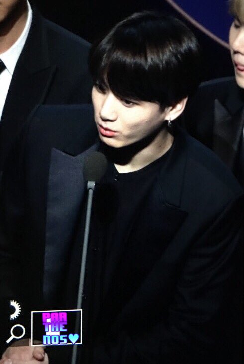 PARTHENOS_0901's tweet photo. 190226  이데일리 문화대상 정국🥰
 #방탄소년단 #BTS #정국 #JUNGKOOK
@BTS_twt 
😚😚 https://t.co/Q39BCF9IjF