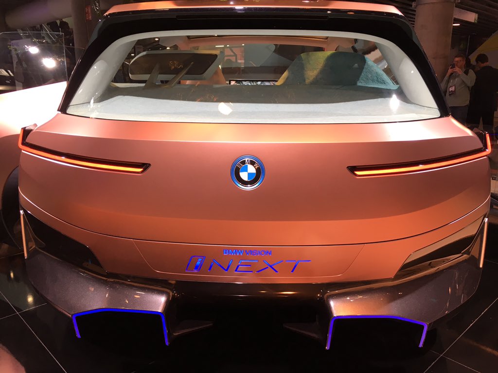 LucianT00's tweet photo. #bmw #inext presents the Future of automotive interactions #mwc19 #autonomousdriving #naturalinteraction https://t.co/qmkxliRMgd