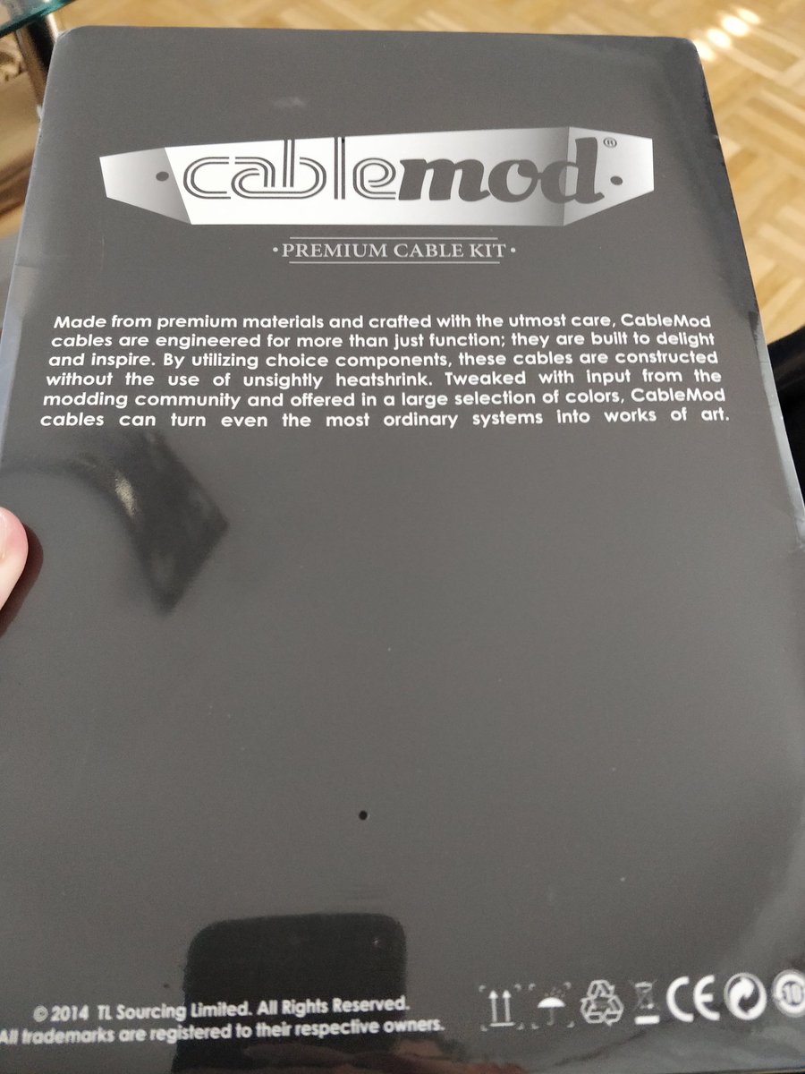 Ultra_FX's tweet photo. Die letzte Komponente für meinen neuen #PC ist endlich angekommen!! Bis zum WE gibt's dann das #Video ^^ #cablemod https://t.co/mgi3b7YbBC