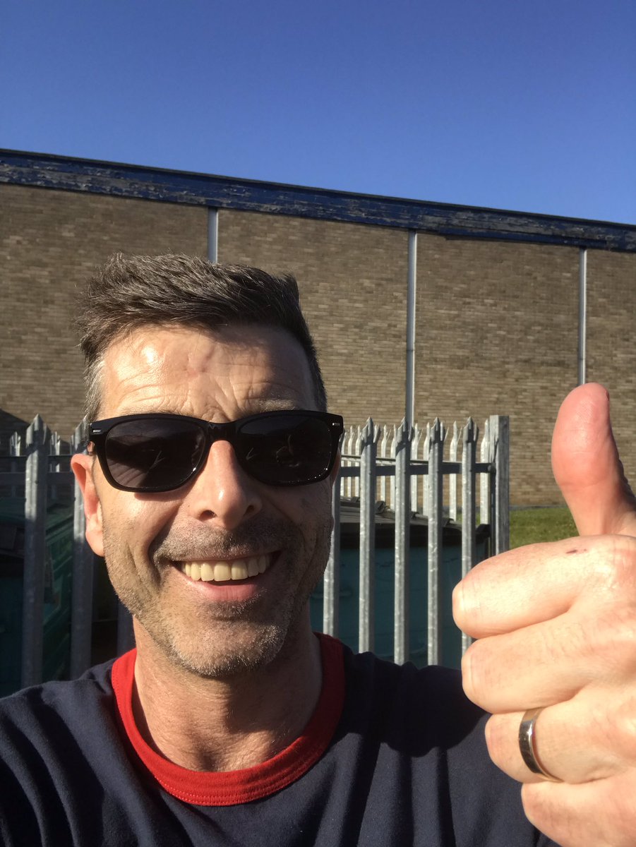 GBMC73's tweet photo. #YPLCP Time at #Bishopbarrington school & looking forward to seeing the kids after a couple of weeks away ππ» Today were looking at Drugs and Alcohol and have a visit from Humankind who will talk to us about their #young peoples offer in times of need π€ #Drugs #Alcohol #HarmMin https://t.co/YJSG6djKUx