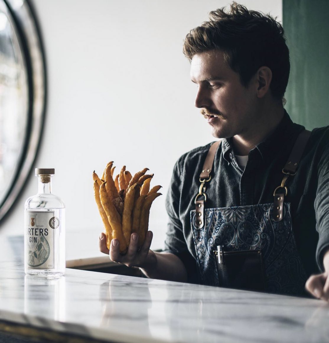 Porter's Gin tweet media