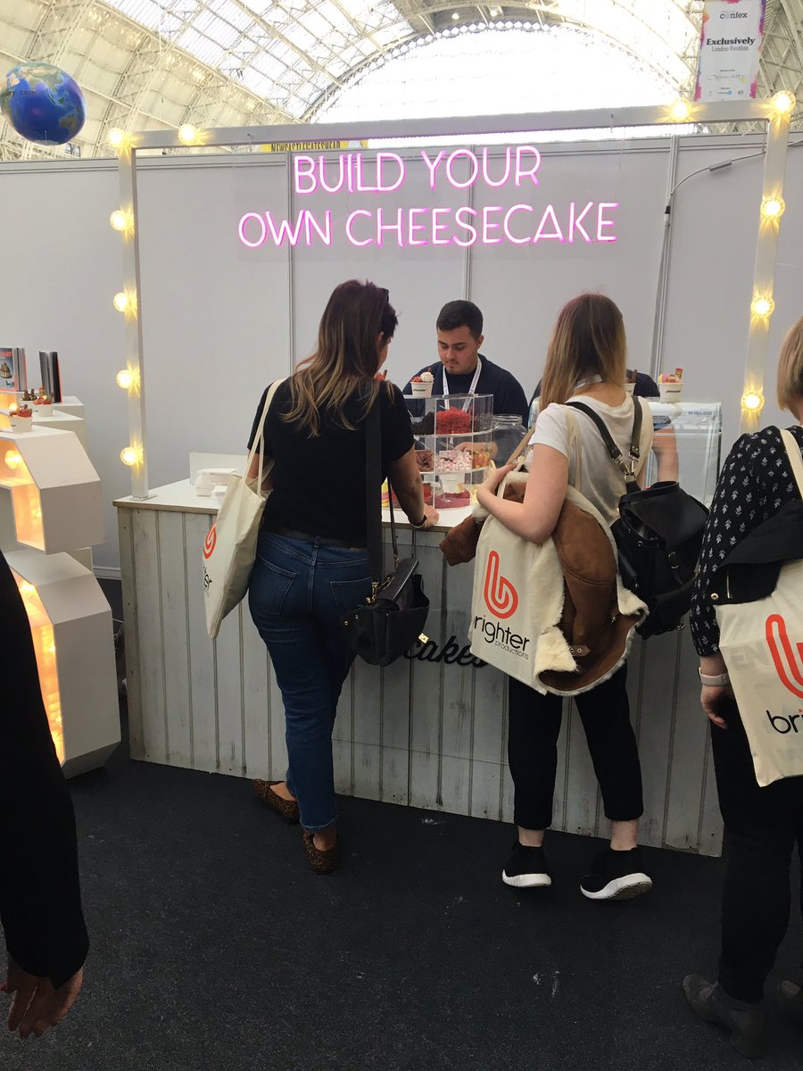 StracoRecruit's tweet photo. @IntlConfex is in full swing and weβre having a such a good time!! Hereβs some of our picture so farπ₯ππ»ππΌ #StracoLDN https://t.co/sqIpJ7anjm