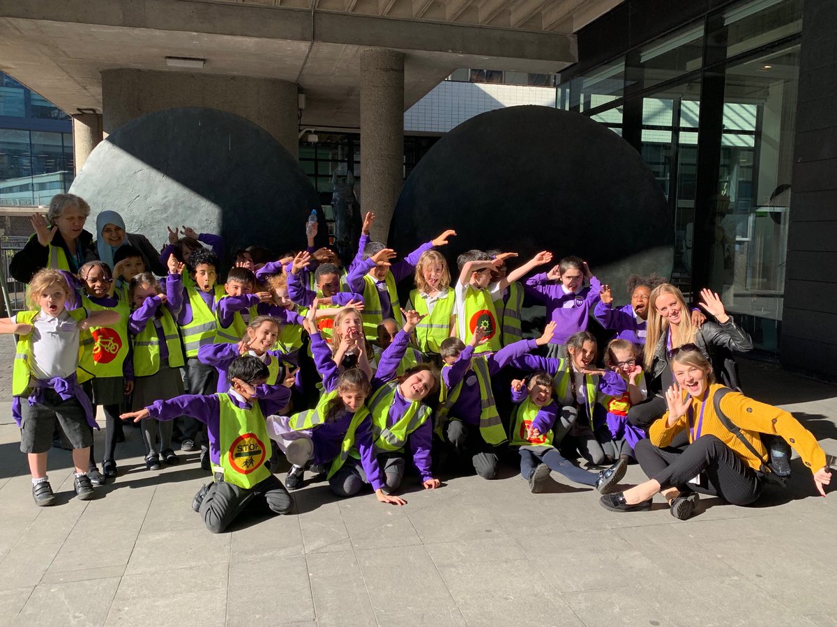 HPA_Philip_Lane's tweet image. Barcelona class enjoying their trip to the ⁦@MuseumofLondon⁩ - now off to our workshop about the #greatfireoflondon #hpapltrips #hpaplbarcelonaclass