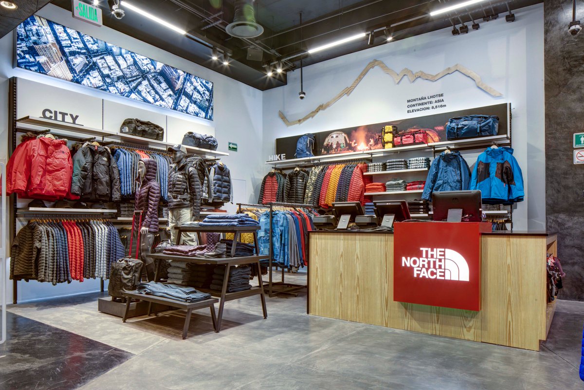 North Face store in Mexico City equipped with our Baldur System nordeon-usa.com/main/product/b…
Great job by the @lamp_worktitude team in Mexico!

Credits to Rima Architecture and Frank Lenyn Photography
#northface #nordeon #retaillighting #LEDlighting #baldur