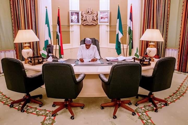 BNMC_Borno's tweet photo. While Saturday’s presidential election result is continuously being announced by the INEC, President @MBuhari is here in his office at the State House, Abuja occupies with national duty as we are all progressing to the #NextLevel. #NigeriaDecides⁠ ⁠ #PMB2ndTerm https://t.co/EgTxxqBqe2