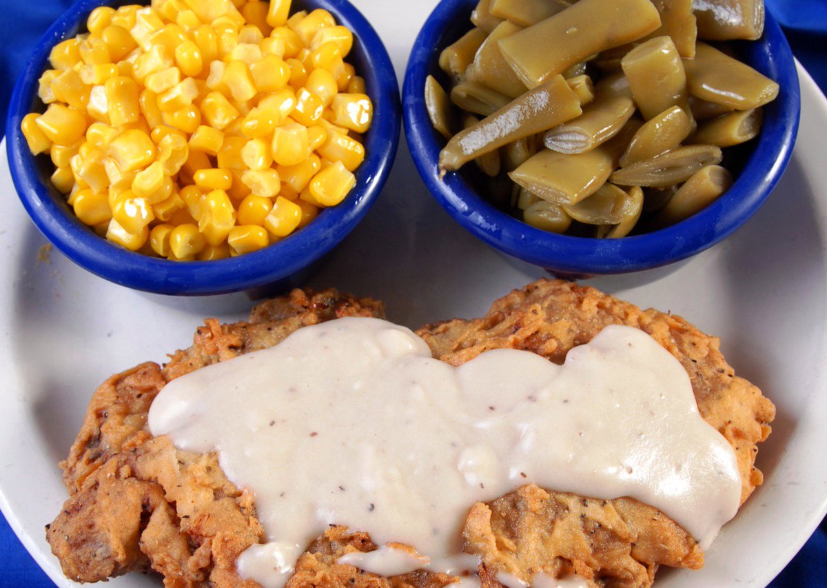 CalicoCounty's tweet photo. Gravy is something special in the south. We love it. But we can't for get what lies underneath it. On Tuesdays, Chicken Fried Steak (light portion) is On SPECIAL @CalicocCounty #ChickenFriedSteak #GRAVY https://t.co/CupL90qxsr