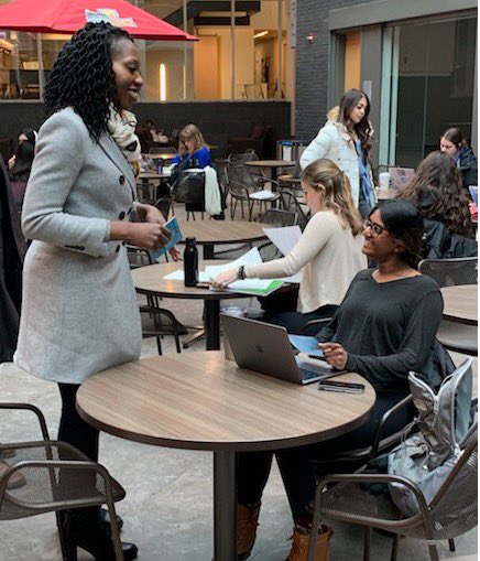amaraforchicago's tweet photo. Loyola students are punching 30 today for change in Chicago โ Are you? #AmaraforChicago #PeoplePower #ChiMayor19 https://t.co/Ksrw4hgFPz