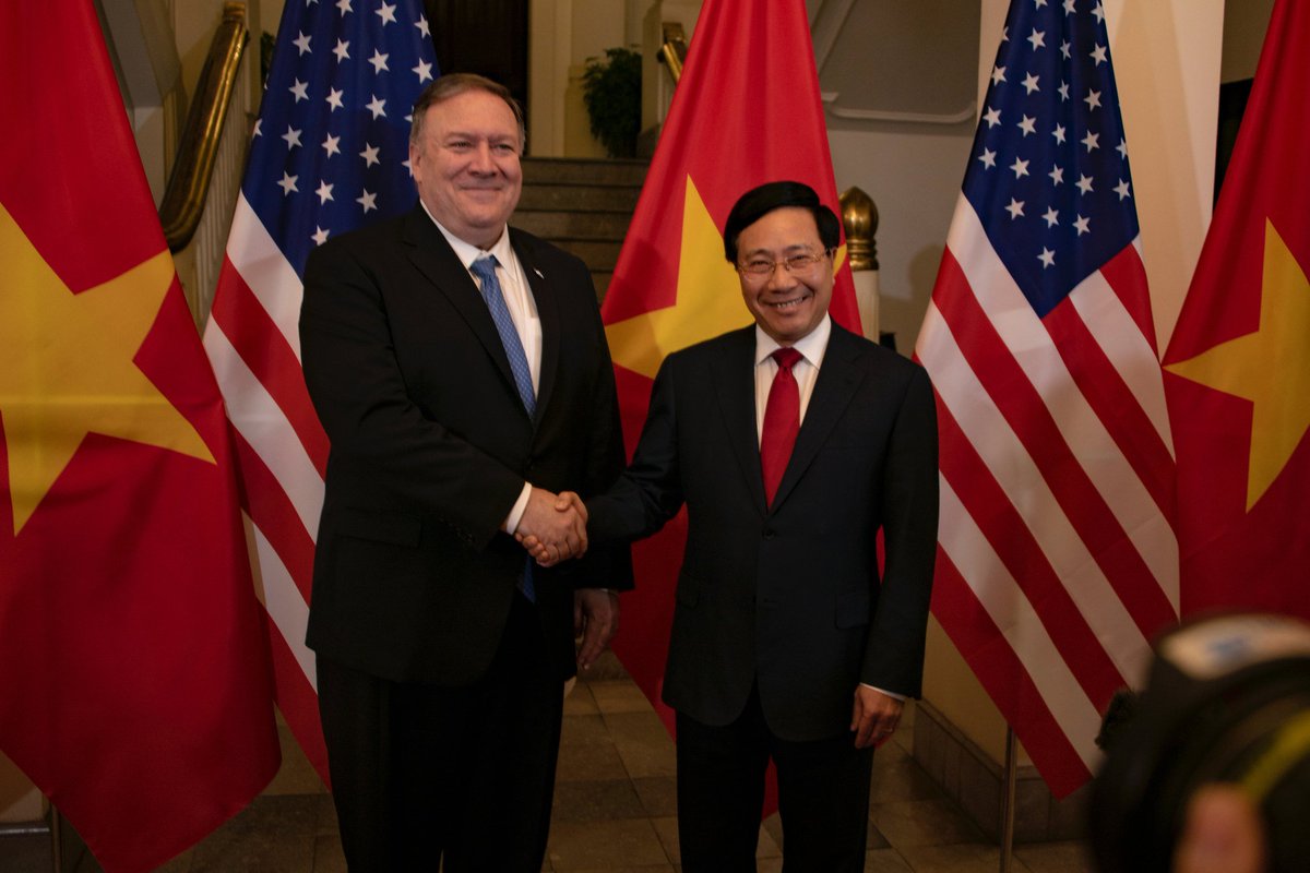SecPompeo's tweet photo. Great exchange with @FMPhamBinhMinh. Vietnam is an increasingly close friend and partner of the United States -- we share a range of strategic interests and a common desire to promote peace, security, and a free and open Indo-Pacific. https://t.co/96jDAq4HKZ