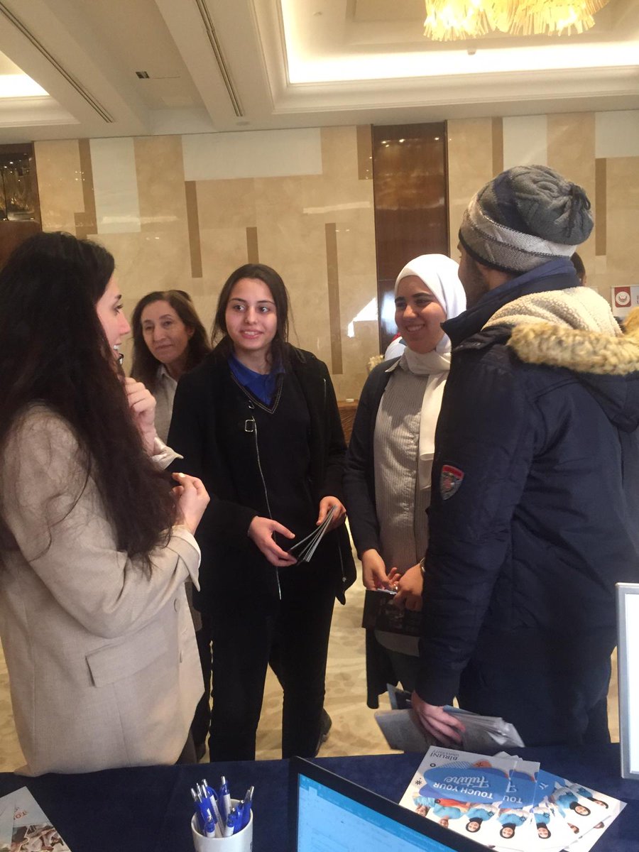 Biruniintoffice's tweet photo. Uluslararası İlişkiler Direktörlüğümüz Lübnan'daki liseli öğrencilere Biruni Üniversitesi'ni tanıttı ve sağlık alanındaki farkını anlattı. Özellikle sağlık alanına ilgi duyan öğrenciler Biruni Üniversitesi'ni tercih ettiler.
#Lübnan #Lebanon #Geleceğinedokun #Touchyourfuture https://t.co/RGeFJQ4dD8
