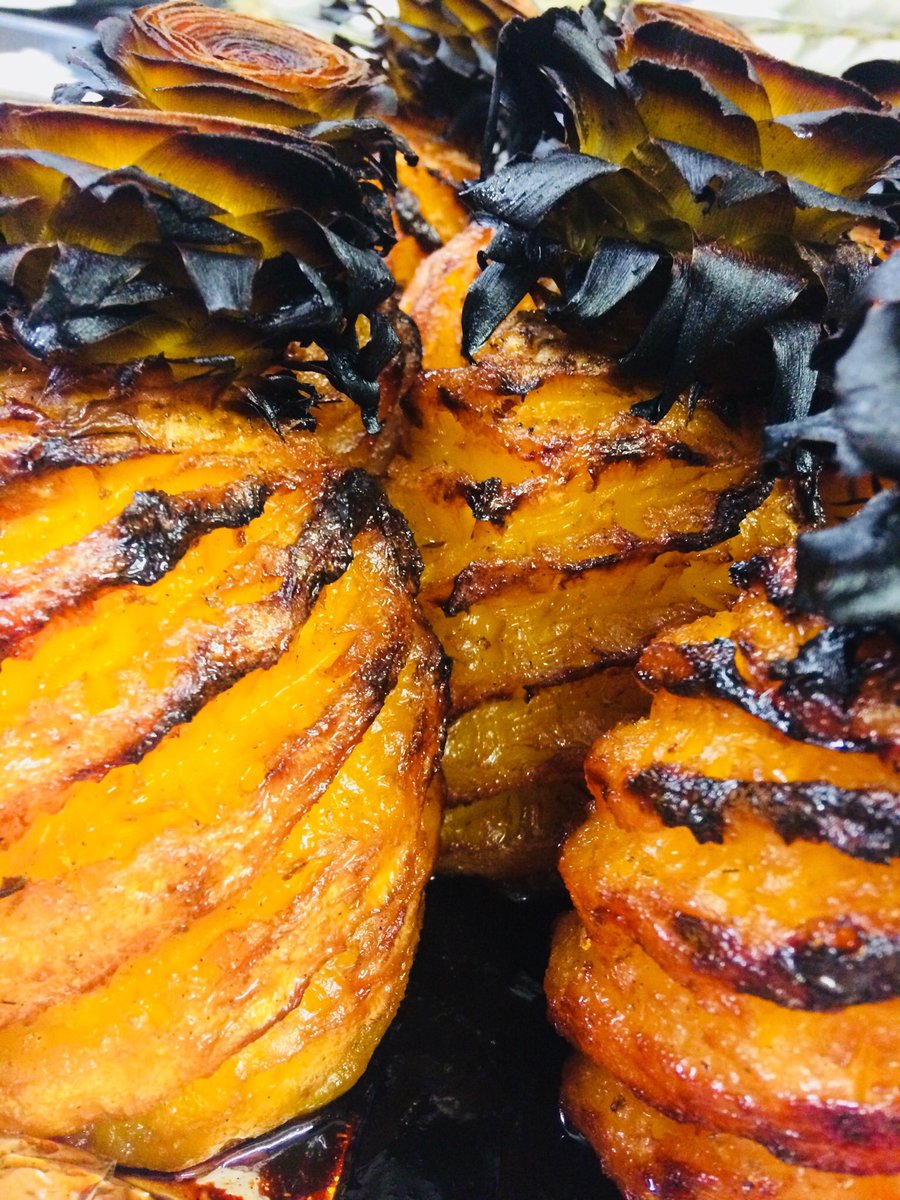 Roasted pineapple ready for tonights launch party <a href="/DormyHouse/">Dormy House Hotel</a> <a href="/FarncombeEstate/">Faces of Farncombe</a> #Mo your gonna want some of this! 🍍