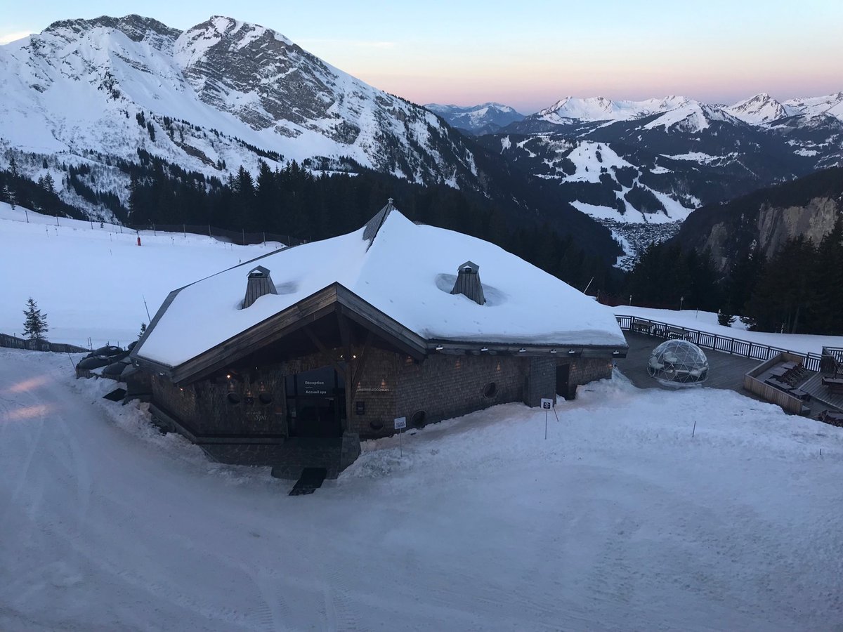 Visite d’Avoriaz. Lever de Soleil ce matin ⁦<a href="/Pierre_vacances/">Pierre & Vacances</a>⁩