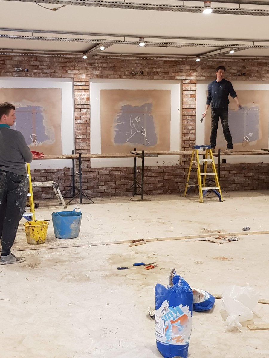thehiverooms's tweet photo. Our new production room is getting on nicely... #musicians #rehearsal #studio #livemusic #tour #production #Surrey #Horley #Gatwick #London #Kent #Sussex https://t.co/GvLT0DZmiI