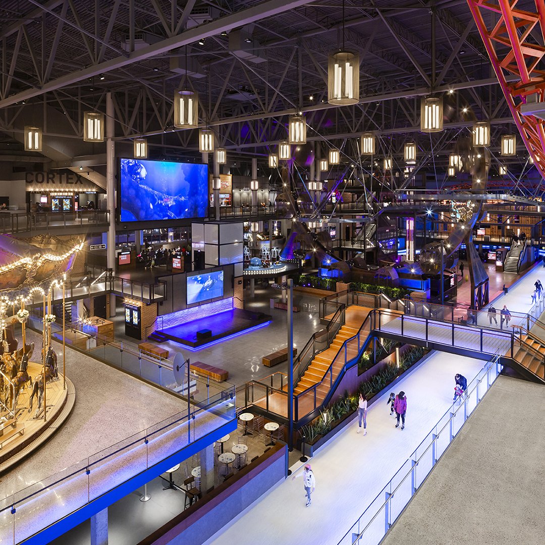 mulveybananiMBL's tweet photo. At Mega Parc, the lighting was inspired by the industrial design aesthetic and dreamlike setting created by Architect @RevelHouse. Photo credit: @stephanegroleau #weLIGHTforEXPERIENCE #megaparc #quebeccity #lightingdesign https://t.co/NecBrc5aEE