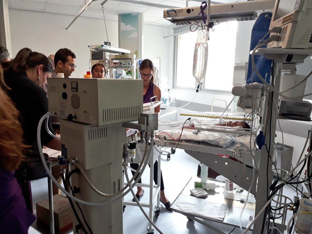 TanyaNefdt's tweet photo. This mom couldn't be more proud. Thanks to a sizable donation from her son who currently lives abroad, #GrooteSchuur now has brand new Neonatal Unit that'll be able to provide world class care to our little babies. All on @eNCA 💛 https://t.co/r9MLtXPNjs