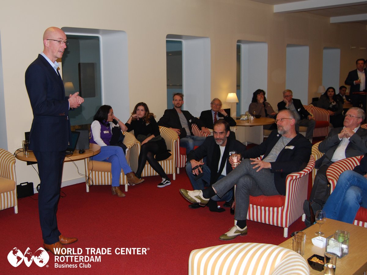 WTC CLUB DRINK &amp; PITCH
Do 7 maart a.s. een sfeervolle netwerkborrel waarbij er ook kan worden gepitcht. Tijdens deze editie nemen wij ook afscheid van onze oud-voorzitter @RTvanRaaij. Alle leden, oud-leden en belangstellenden zijn welkom! Info: bit.ly/drinkpitch