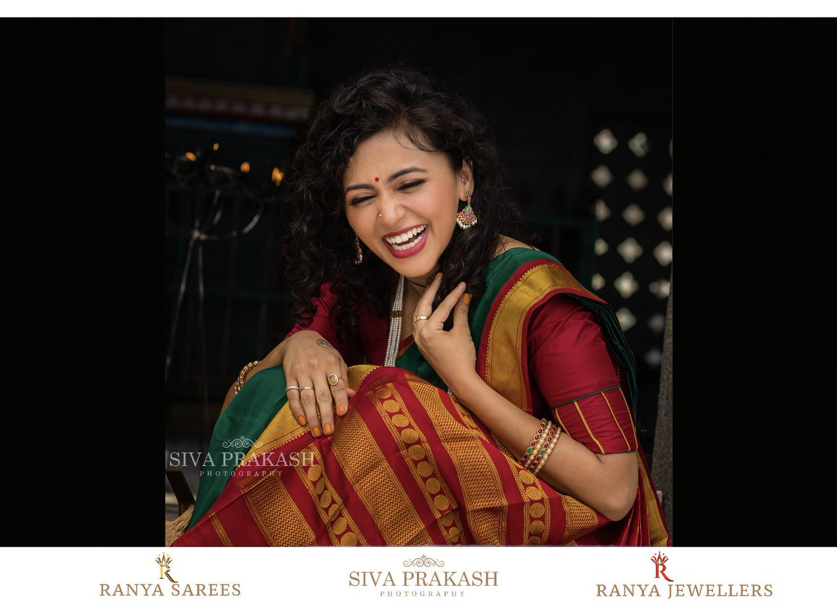maalavikasundar's tweet photo. Those loud and stupid laughs...
#laughtodeath #laughter #bestmedicine #maalavikasundar #artiste #youtuber #tamilponnu #maami #sareelove #staytuned #positivevibes #loveandpeace https://t.co/c67nL6x7s4