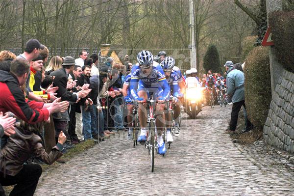PhotoSirotti's tweet photo. 2003 @OmloopHNB
@johanmuseeuw @deceuninck_qst #QuickStep #Davitamon #Molenberg #nikonphotography #nikon #picoftheday #pictureoftheday #cyclingphotos #cyclingpics #cyclinglife #nikonphotographer #nikonitalia #pictureoftheday #photographer #Photo #PhotoSirotti #sirotti.it https://t.co/JRinzafIq4