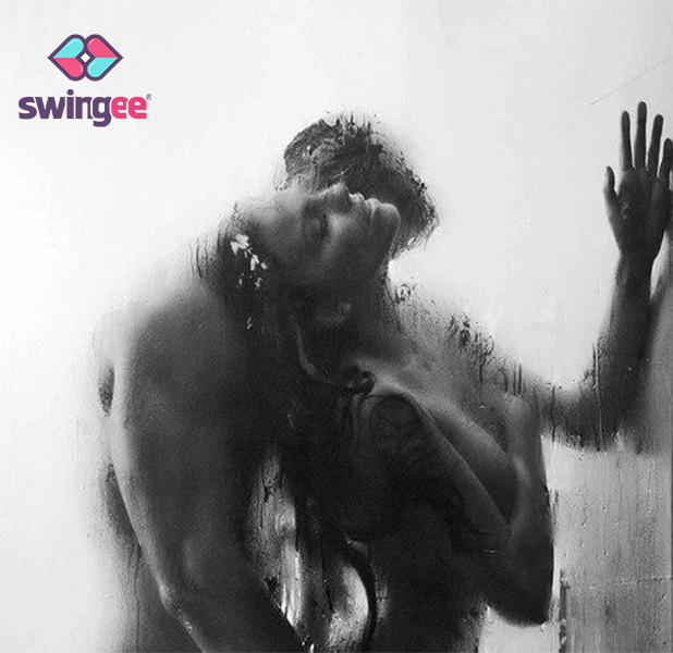SwingeeSocial's tweet photo. We are the swinger phenomenon that spreads throughout the world. Couples can and enjoy like-minded couples, simply in a way to carry out their sexual fantasies but growing in mutual trust. Come and discover it go to https://t.co/OjtrRmdqFi #TuesdayThoughts  #TuesdayMotivation https://t.co/9sXdtLaprR