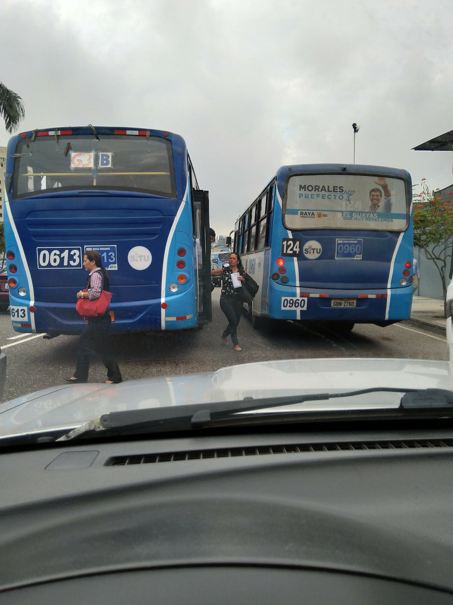 FlorPD's tweet photo. El modelo exitoso de @ATMGuayaquil "sin infracción no hay multa" aplica si no eres chófer de bus. En la elección próximas a cambiar estos aprendices.
@FelixPilcoGye https://t.co/Nd6lkdmmzQ