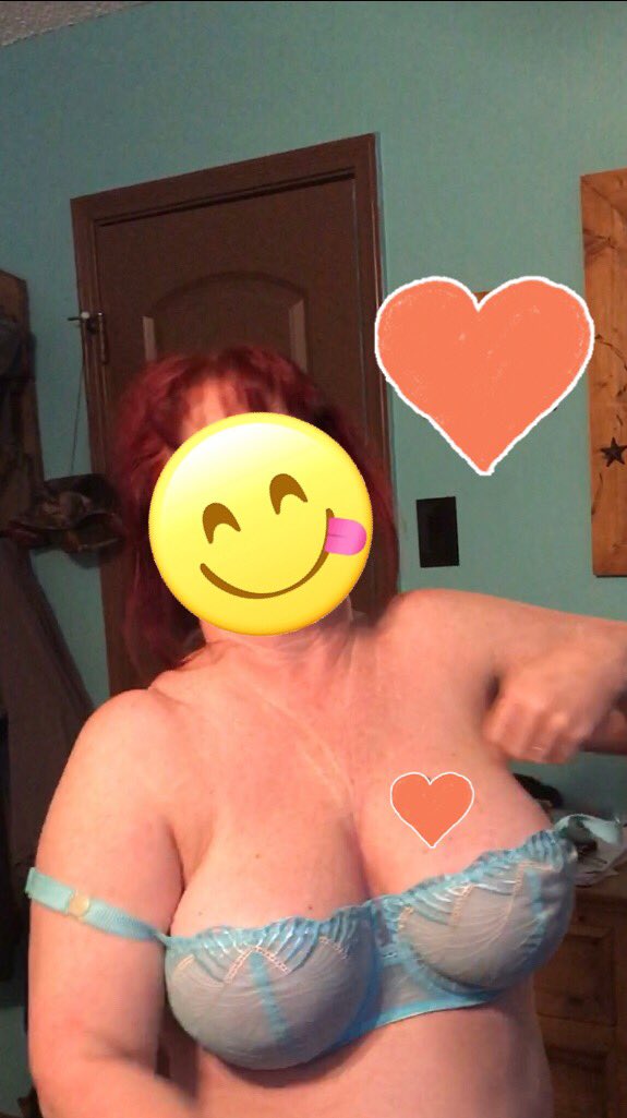 tart409's tweet photo. #36DDD #milf #sexywife #TittyTuedsay #sexybra #bigtits #bigboobs #heavyhangers #naturaltits #naturalboobs #ZPROMOTES #ZPROMOTESBOOBIES #bignipples #saggytits #saggyboobs #tits #boobs #seethrubra #sheerbra #titpic #hugetits #hugeboobs #braoff #cutebra #takingoffbra #boobies #Gilf https://t.co/OK7z3vd9RJ