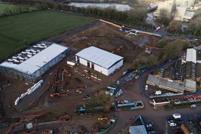CalcoQS's tweet photo. Rugby-based #construction contractor #Stepnell has started work to turn its head office site into a #commercial and #industrial park https://t.co/q55NXlu0SA #constructionnews #ukconstruction via @TCIndex https://t.co/GxcHrzGsXt