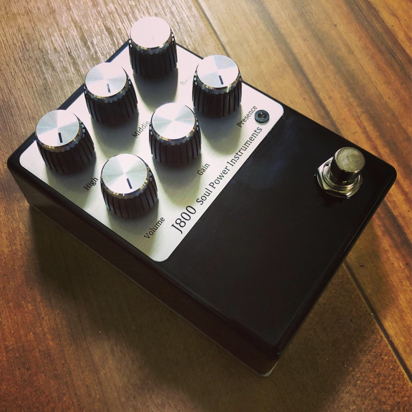 Soul Power Instruments J900 Nutube