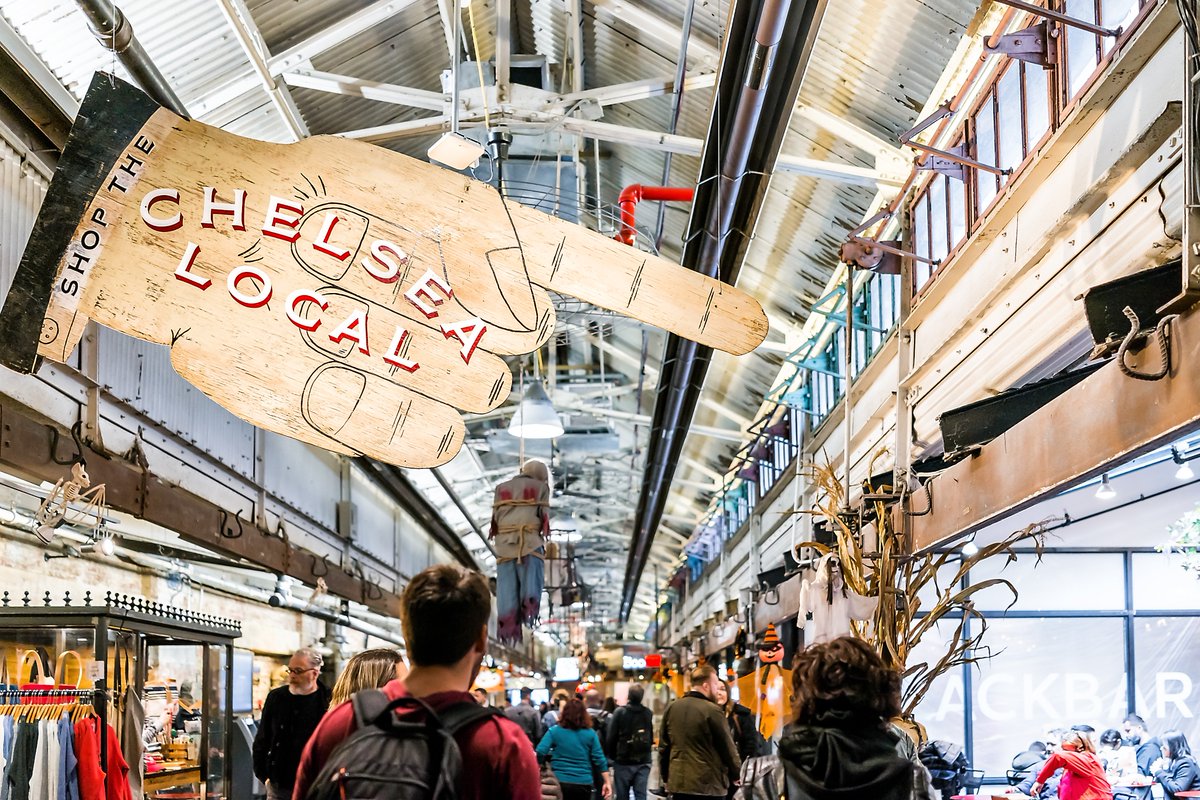 gosur_maps's tweet photo. Chelsea Market is everything that is great about New York City. Read more https://t.co/r5TOzoMgPX #chelseamarket #market #newyorktrip #usa #manhattan #Chelsea #highline #brooklyn #ilovenewyork #love #travel #shopping https://t.co/vzcfG0NGyd