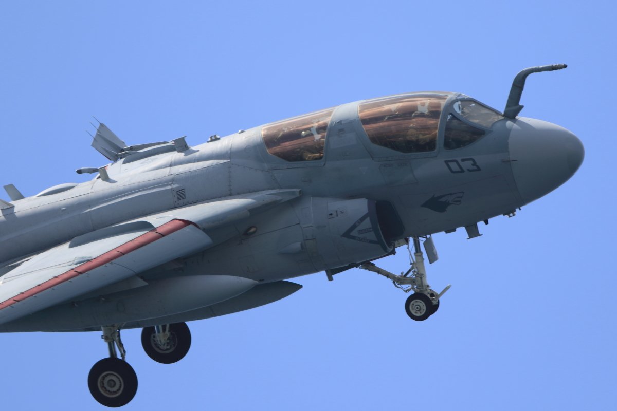 Dainuke's tweet photo. Sep 21 2015
USMC VMAQ-3 "Moon Dogs" EA-6B Prowler 163032
#RDON
 #Prowler_Sundown https://t.co/n7akofhxaU