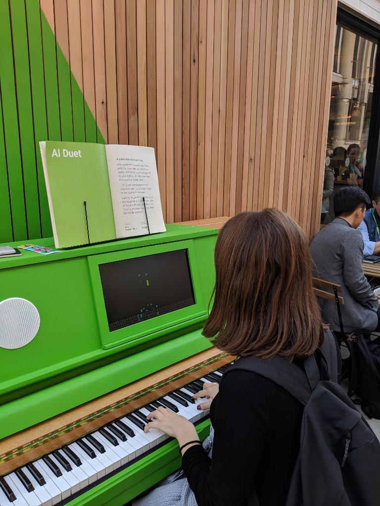 OMD_EMEA's tweet photo. The sound of the future is here! Exploring the @Android Garden at #MWC19 @OMD_EMEA's Leah Levenson and Carly Quigley used @Google Lens to identify records and play them directly through the speaker and were transformed into pianists by the smart piano! #OMDMWC19 https://t.co/YxZxU4pcdp