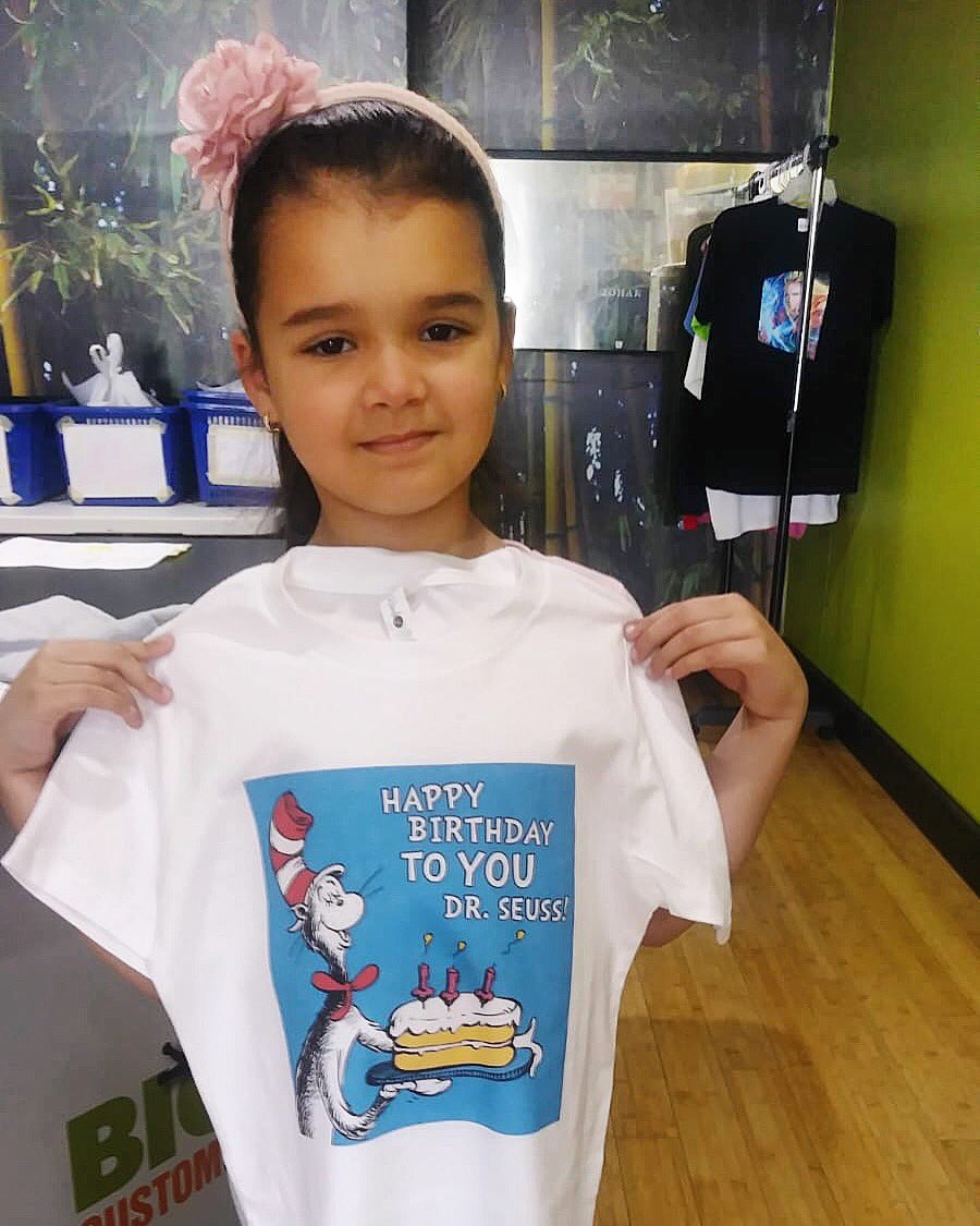 BigFrogMiami's tweet photo. When it comes to celebrating your birthday, think of printing #custom t-shirts with @bigfrogmiami 😉 
Our little client in the picture already did! 💚💚
 #bigfrogmiami #miami #tshirt #customtshirts #design #idea #designers #pictureoftheday #picoftheday #birthday #gift https://t.co/VAGNmz2qza