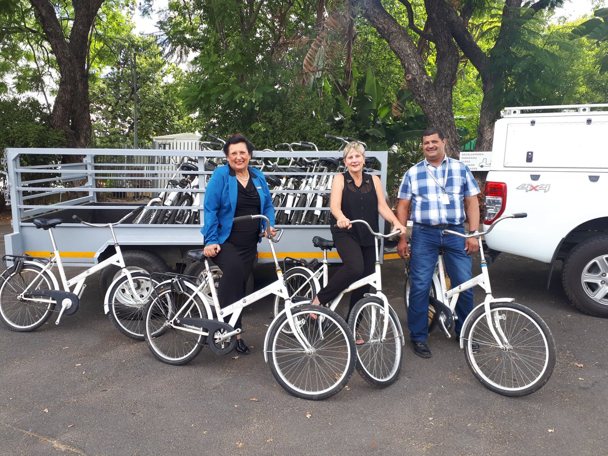 The <a href="/CWDM/">CWDM</a>'s Executive Mayor, Ald (Dr) Helena von Schlicht and Executive Deputy Mayor, Cllr Dirk Swart accepted a donation of 20 easy-cycle bicycles from the <a href="/WCGovCas/">Western Cape Government Cultural Affairs & Sport</a>, @MinisterAnrouxMarais. The bicycles will donated to identified organisations where they can benefit many.
