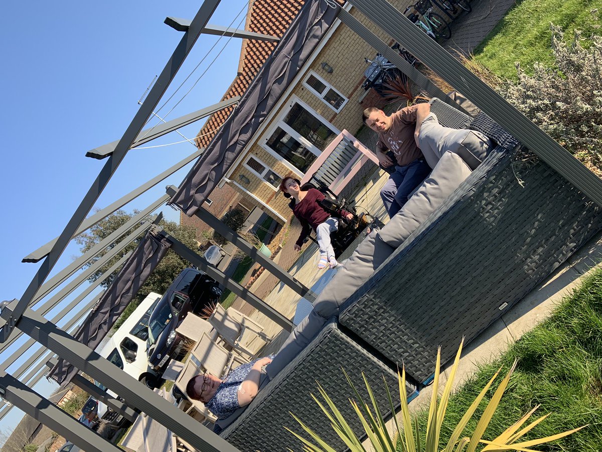 sammyhasl's tweet photo. Enjoying the February sun here at Broad Oaks this afternoon! ☀️@BroadOaks1 @seqsalmon @papworth_louise https://t.co/Z5fRoKCVTW