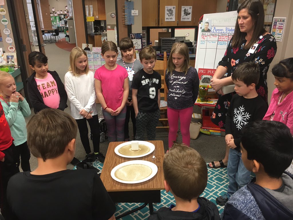 Beth Barr tweet media