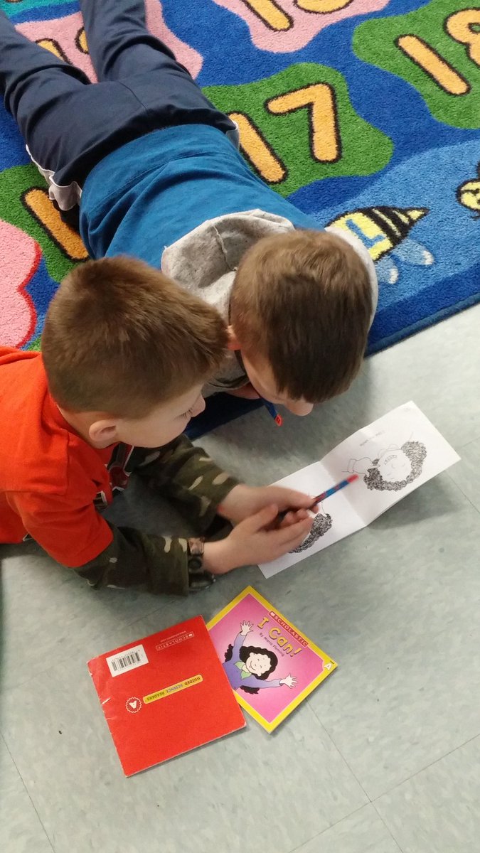 ksimpson52's tweet photo. Mrs. Rice and Mrs. Angie conferring while their Kindergarteners use their Super Reading Powers during partner reading. #CMZ #ACTGODO https://t.co/qAhFAZj3Wa
