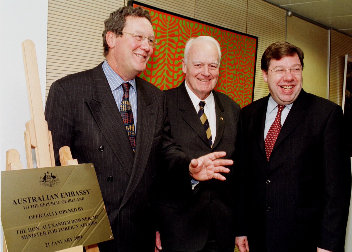 AusEmbIre's tweet image. It is with great sadness that we have learned about the passing of a former Ambassador to Ireland (2003-2006), Dr John Herron AO. Our sincerest condolences to his wife Jan, and their many children and descendants.