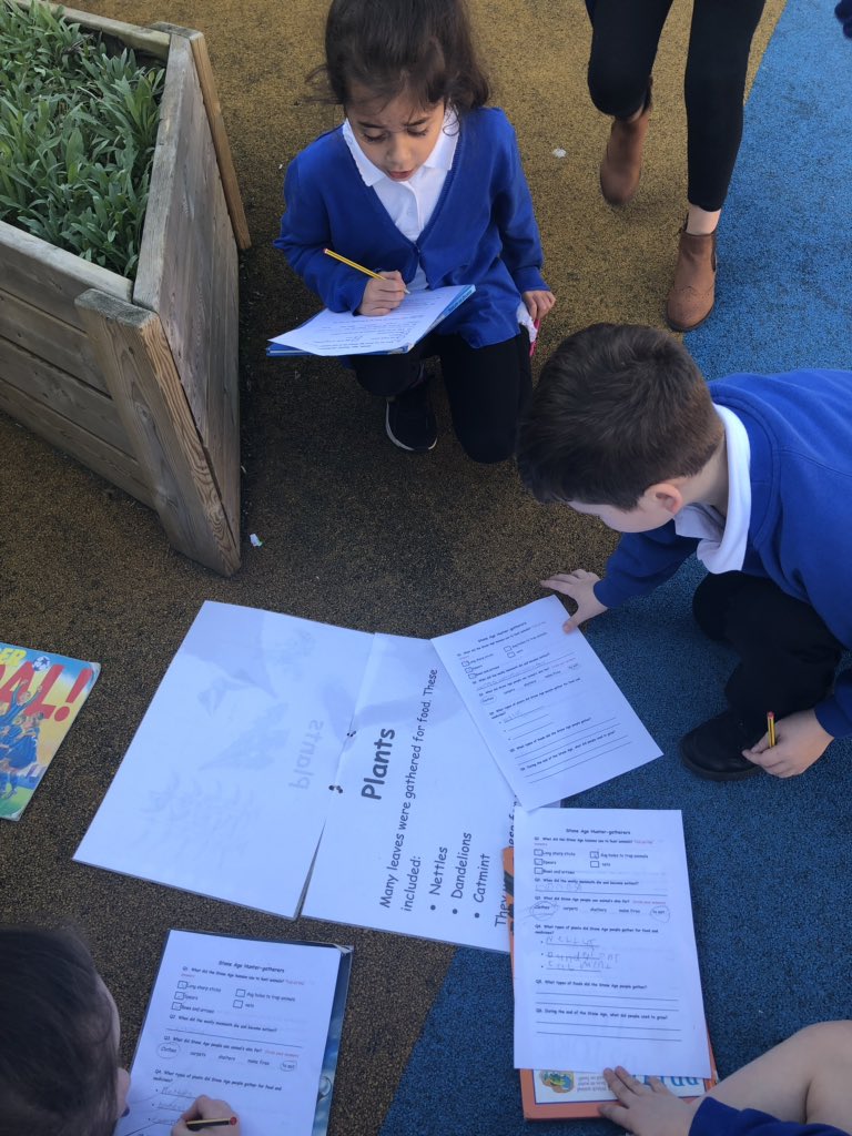 DeneYear's tweet photo. Here is the Year 3’s today trying some Stone Age food outdoors and researching about hunter-gatherers #stoneage #year3 #primary @eastdene_ https://t.co/0ztxc8hoaO
