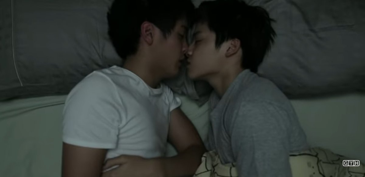 Ku ingin jabarin satu2 aja deh soalnya ada 3 season dan musti di tonton semua.- Season 1Ini masih awalan dari akar masalah masing2. Tapi konfliknya udh dibuat kuat. Setiap eps, nyeritain satu anak. Dan kalian gabakalan nyangka endingnya. Banyak plot twist. Harus nonton sih.