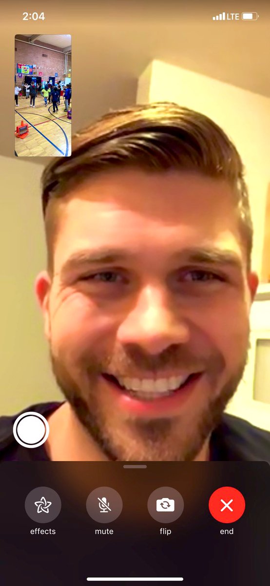 alexobrien's tweet photo. My #physed class got a #DanSIRS first class FaceTime with @BrooklynDreamer as they danced along...
Humbled to be a part of moments like these that students will never forget! Coast to coast live! https://t.co/x2upAKAYML