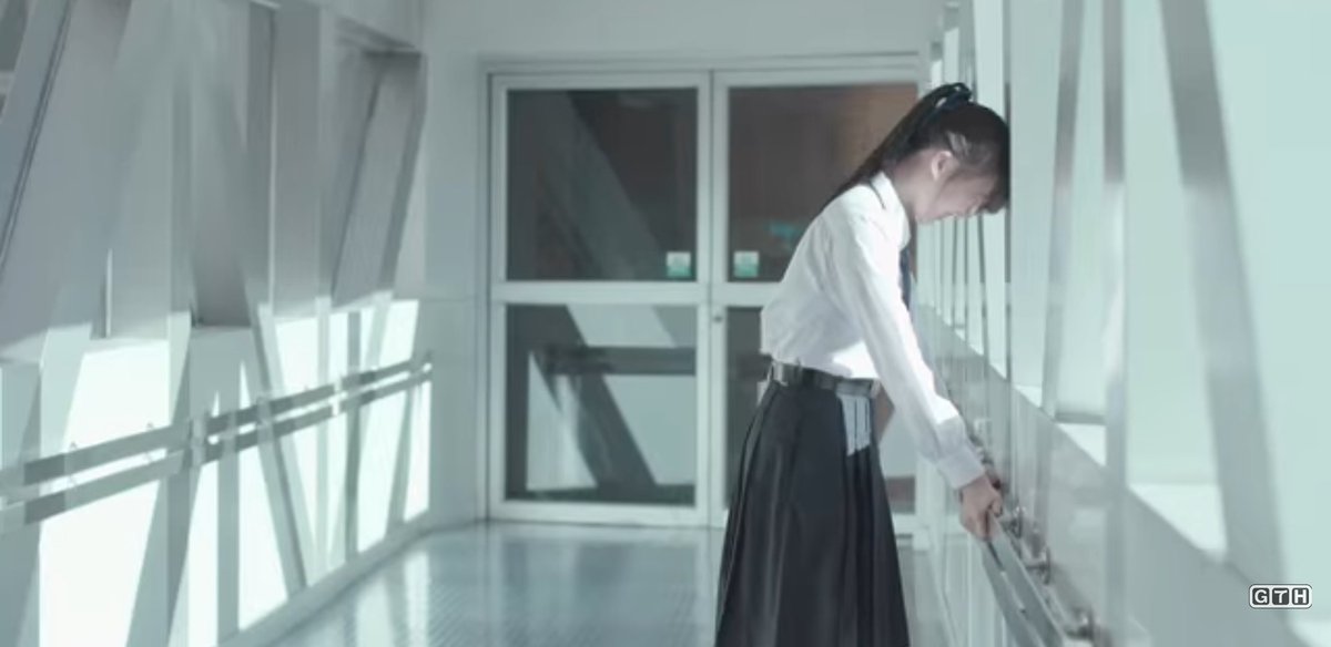 - Season 3Kalau kalian udh liat anak2 baru di season 2. Nah ini finalnya dari anak baru. Kalau disini sih, konfliknya ga sekuat season 1 sama 2. Tapi masih ngangkat isu2 remaja. Lebih ke jati diri mereka. Pokoknya endingnya bikin greget dah.