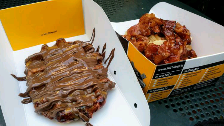 RendezvousEnNY's tweet photo. A sweet #tastytuesday to a visit @Wafelsanddinges Ever had my personal favorite , a black and tan on a liege waffle? Heaven, baby!!! A Rendezvous At Wafels and Dinges https://t.co/w9tCtw9YJd #dessert #NYC #foodtruck #nyceats #nomnomnom https://t.co/AesVEvxfh9