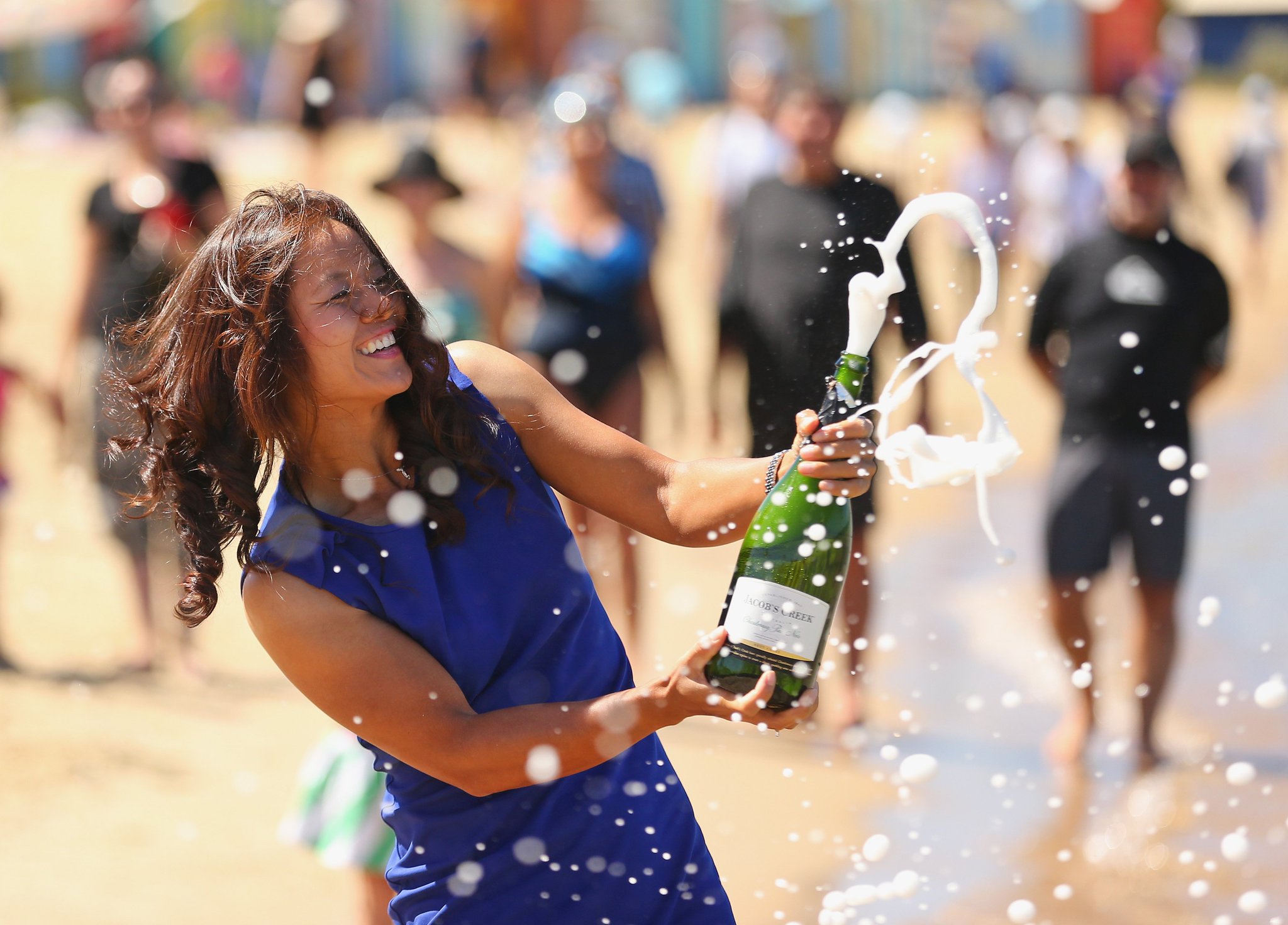 Happy birthday to the woman who blazed a trail and made history Li Na! 