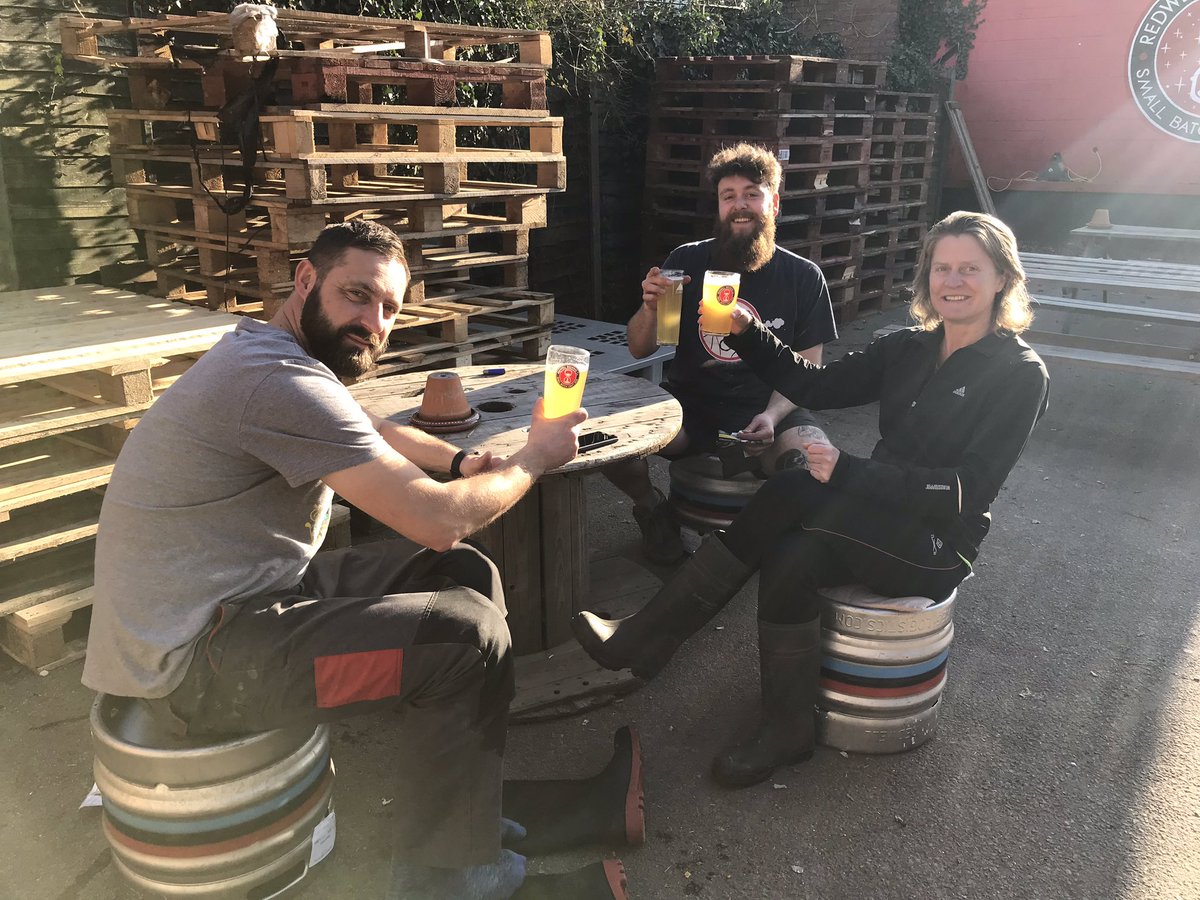 Enjoying our low alcohol beer 0.9% in the sun with the @redwellbrewing brew team :) #coming soon @RedwellPeter ;) #lowalcohol