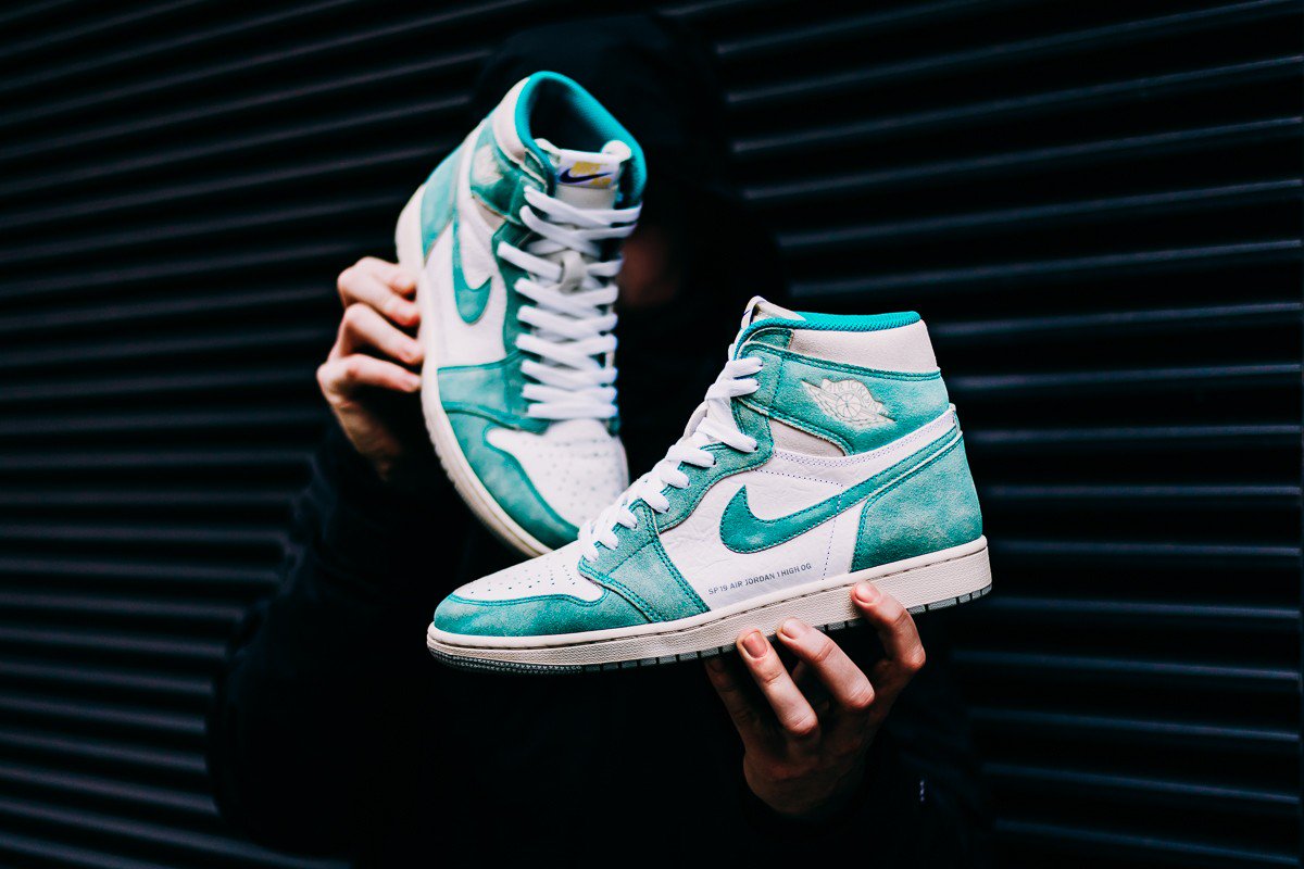 jordan 1 turbo green finish line