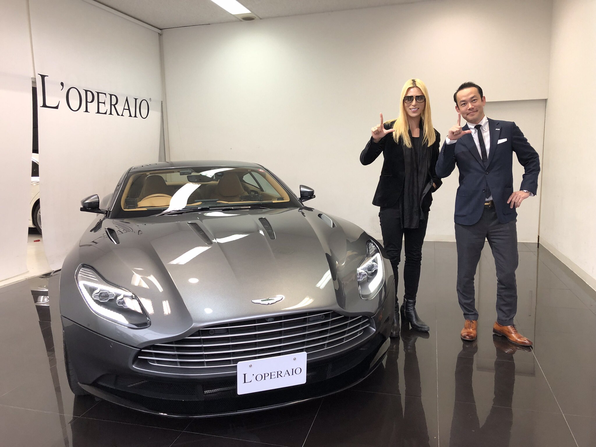 Twitter 上的 川久保 翼 Roland さま この度はdb11ありがとうござます Rrレイスに続き今回もイギリス車のアストンマーチンdb11 イギリス車はやっぱり右ハンドルですね 最高にお似合いです Roland ローランド ロペライオ ロペシティ T Co Twitter 上的 川久保 翼 Roland さま この度はdb11ありがとうござます Rrレイスに続き今回もイギリス車のアストンマーチンdb11 イギリス車はやっぱり右ハンドルですね 最高にお似合いです Roland ローランド ロペライオ ロペシティ T Co