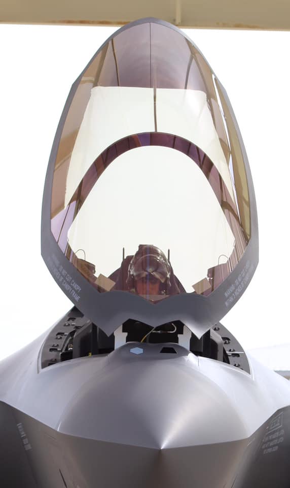 scramble_nl's tweet photo. On 26 February 2019, Dutch pilots started their first training sortie at Luke AFB (AZ) on the Royal Netherlands Air Force F-35A Lightning IIs. Read more at https://t.co/EZJbzcfUsF (source @35nodf)
#Avgeek #AETC #F35A #308FS #56FW #KoninklijkeLuchtmacht #RoyalNetherlandsAirForce https://t.co/EBs39ARl0o